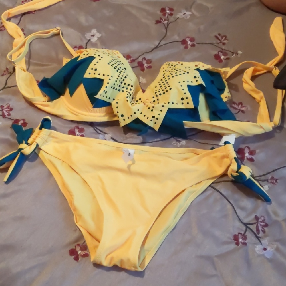 Womens Bikini Brand New!!